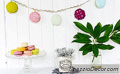 Diy Fabric Macaron Garland For Bastille Day!