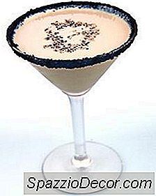 Holiday Cocktail Calorie Savers