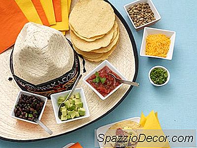 Tổ Chức Một Bữa Tiệc Cinco De Mayo Sẽ Khiến Bạn Quên Bạn Không Sống Ở Mexico