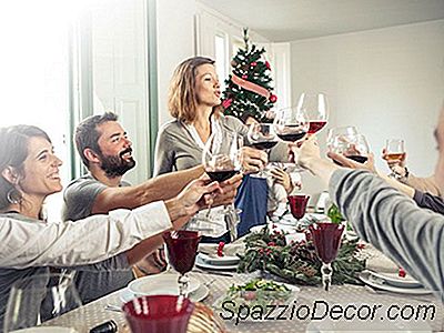 Zu Vermeidende Themen Am Feiertagsabendessen