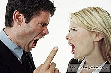 Advies Over Omgaan Met Humeurige Collega'S