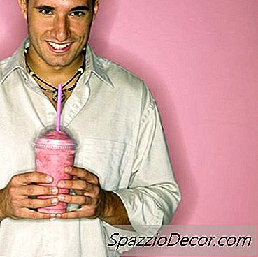 Sadrže Li Voćni Smoothie Ugljikohidrate?
