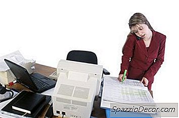 Průměrná Mzda Odborníka Na Účet Na Dálku