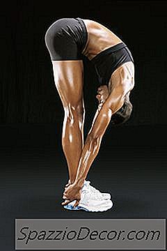 Vantaggi Di Kettlebell Sumo Squats