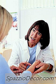 Kan Een Werkgever Een Medewerker Van Een Werknemer Bellen Om Op Doktersvoorschrift Te Controleren?