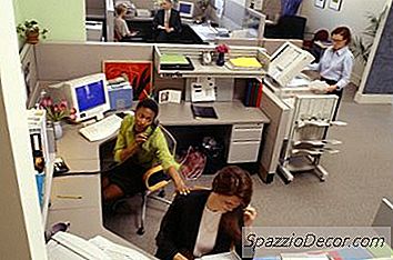 Le Conseguenze Di Shunning People Sul Posto Di Lavoro