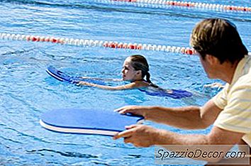 Flutter Kick Vs. Scissor Kick In Swimming