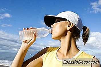 Koliko Unce Vode Treba Piti Svaki Dan?