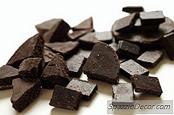 ¿Cuánto Chocolate Negro Al Día Es Bueno Para La Salud?