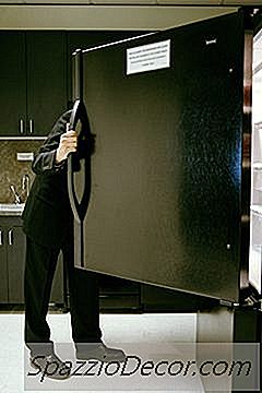 Comment Empêcher Les Employés De Voler La Nourriture Des Autres Employés Des Réfrigérateurs