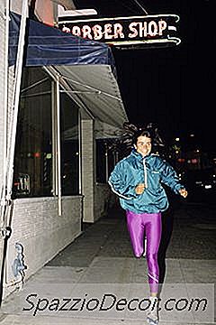 Jogging In The Jutning Vs. Джогинг През Нощта