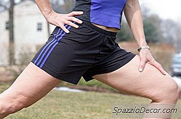 엉덩이 Flexors & Extensors를위한 스트레칭 마사지 요법