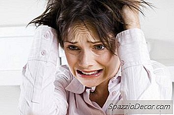 Zurücktreten Wegen Starker Belastung Am Arbeitsplatz