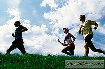 Rularea În Locul Pe Wii Fit Vs. Rugaciune In Afara Pentru Acelasi Efect