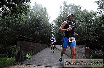 La Tecnica Di Corsa Per Correggere Le Dita Dei Piedi Di Piccione