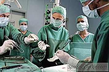 Assistante Chirurgicale Vs Technologue Chirurgicale