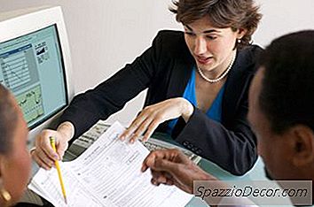 Descripción Del Trabajo De Un Ayudante Del Tesoro