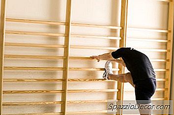 Exerciții Pentru Tumefăt Pentru Femei Cu Spate Rău La Domiciliu