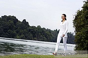 การเดินและอาการปวดตะโพก