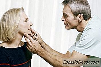 Hver Er Ávinningurinn Af Því Að Vera Lýtalæknir?