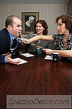 ¿Cuáles Son Las Funciones De Un Paralegal De Derecho Familiar?
