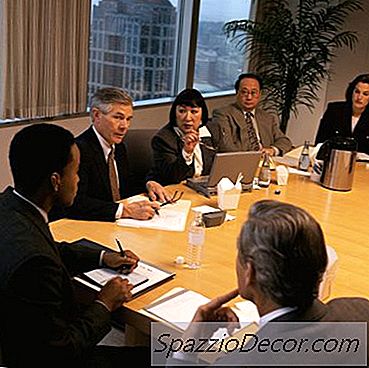 Quais São Os Deveres De Trabalho De Um Responsável De Projeto?