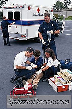 Wat Is Het Werkrooster Van Een Paramedicus?