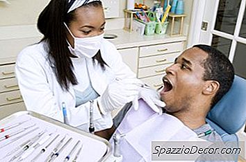 Quali Strumenti Utilizza Un Igienista Dentale?