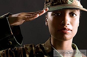 Quais Trabalhos Específicos Têm Bónus De Alistamento No Exército?