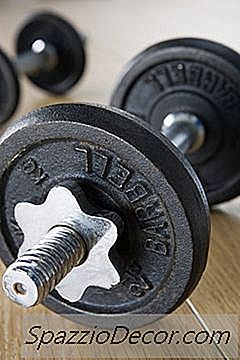 Träningsvikt Kan Vara Skrämmande, Men Det Är Mycket Fördelaktigt.