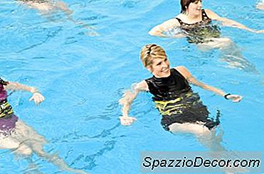 Tehnici Aqua Aerobics