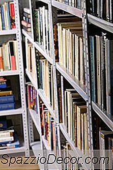 小説家になるための要件はありますか？
