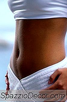 Bent Knee Flutter Kicks For Lower Abdominals