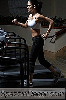 Cele Mai Bune Moduri De A Practica Pentru Un 5K Pe Treadmill