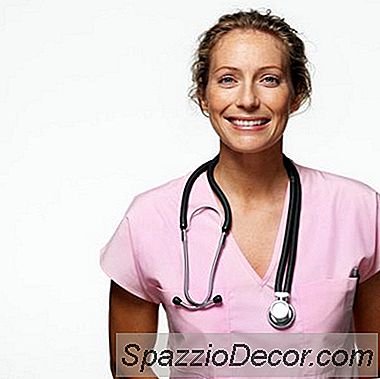 Vom Vorstand Genehmigtes Zertifiziertes Krankenpflegetrainingsprogramm Vs. Zertifizierte Medizinische Assistentin
