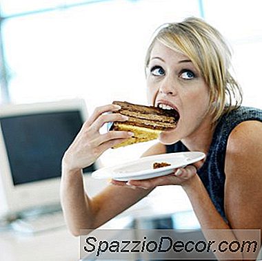Bisakah Cheat Day Membantu Meningkatkan Metabolisme?