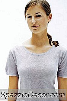 Posso Ir A Uma Entrevista Vestindo Uma Camiseta?