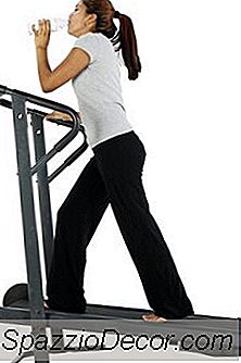Bisakah Incline Treadmill Walking Memperkuat Otot Gluteus?