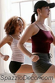 Können Sie Mit Zumba Zoll An Ihren Oberschenkeln Und Beinen Verlieren?
