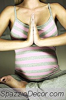 Poses De Yoga Contra-Indicado