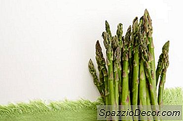 Are Sparanghelul Iodul?