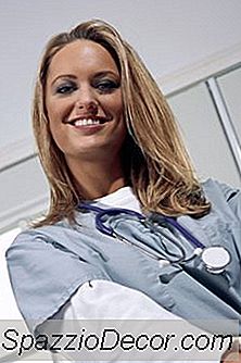 Doktorların Görev Ve Sorumlulukları