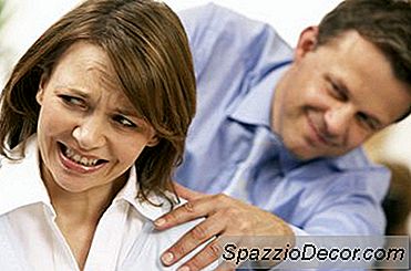 Efectuarea Concedierii După Raportarea La Hărțuirea La Locul De Muncă