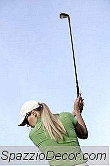 A Golf Half Backswing Vs. Un Backswing Completo