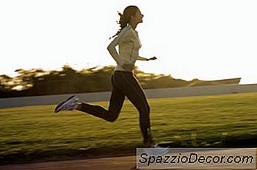 Hvordan Samarbeider Arms &Amp; Legs While Running?