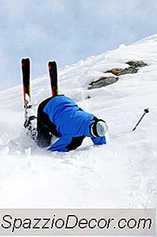 Cara Menghindari Penyakit Ketinggian Saat Bermain Ski