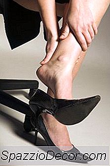 Como Construir Arcos Em Seus Pés Com Uma Bola De Tênis