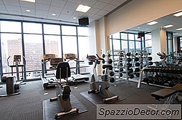 Cómo Crear Un Plan De Entrenamiento Con Pesas En El Gimnasio