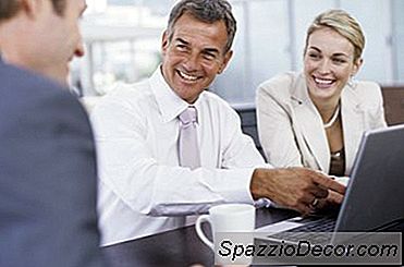 Miten Käsitellä Mies Egos Työpaikalla