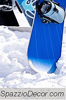 Hoe Je Je Snowboard Kunt Repareren Als De Bindingen Zijn Verwijderd